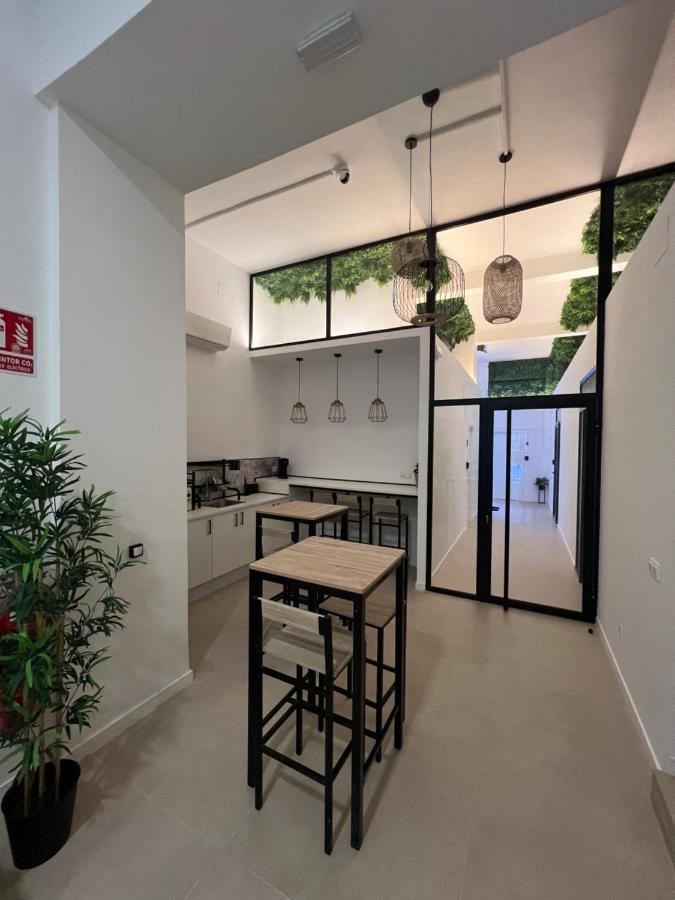 Nina Mala Hotell Valencia Exteriör bild