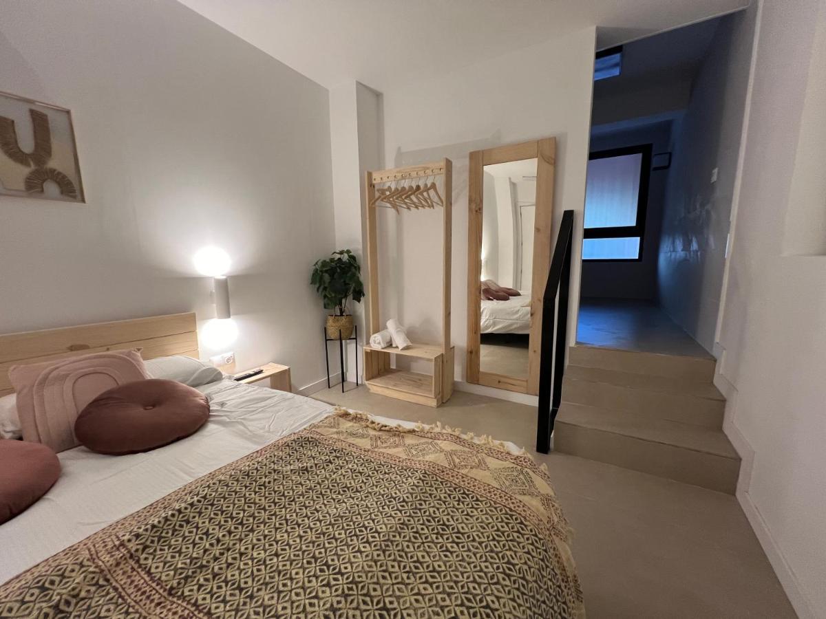 Nina Mala Hotell Valencia Exteriör bild