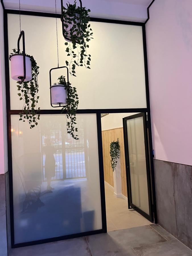 Nina Mala Hotell Valencia Exteriör bild