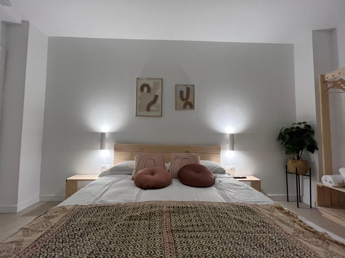 Nina Mala Hotell Valencia Exteriör bild