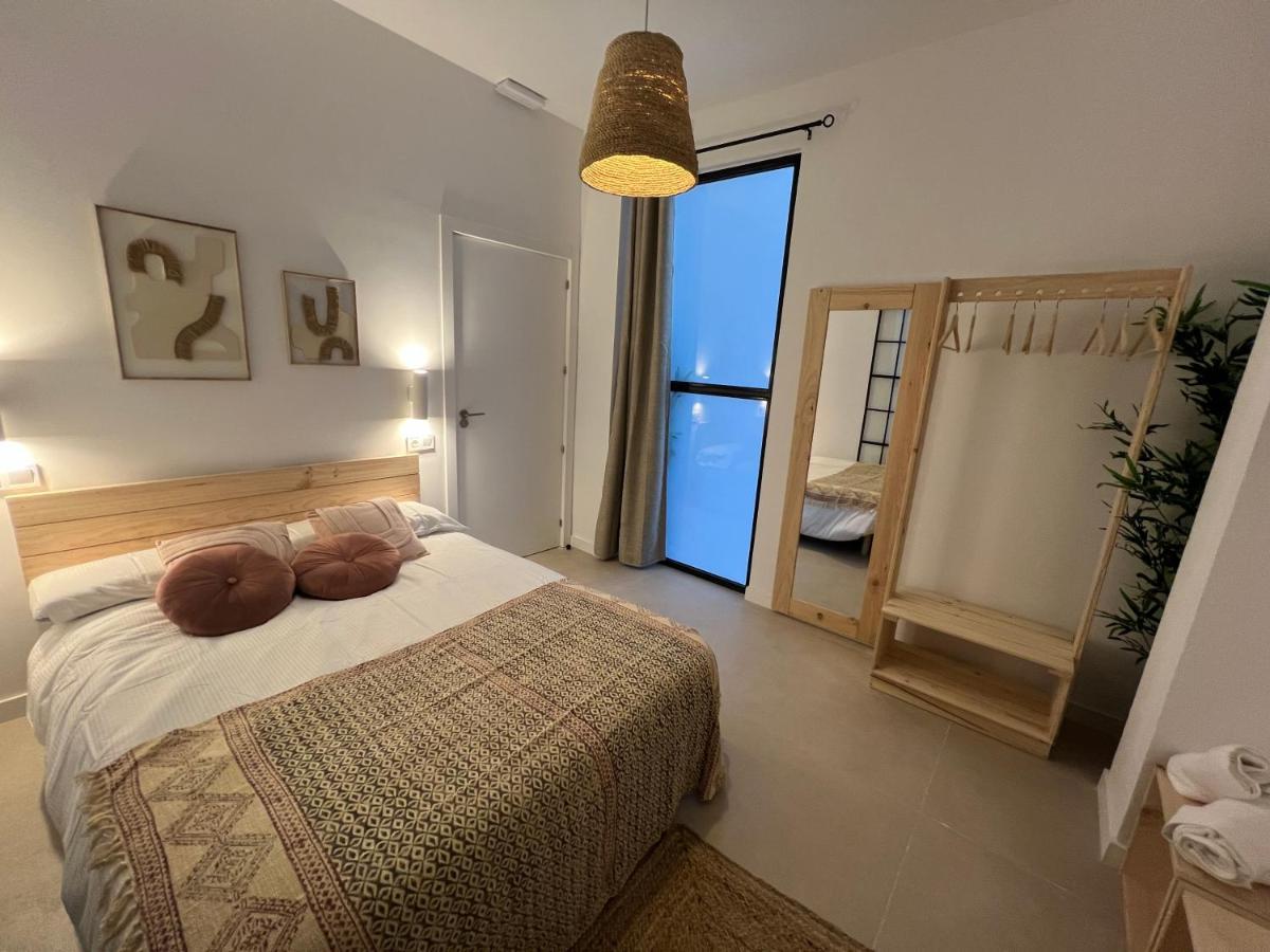 Nina Mala Hotell Valencia Exteriör bild
