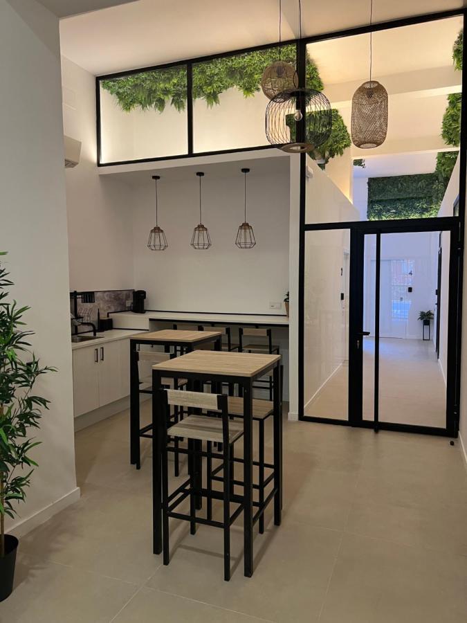 Nina Mala Hotell Valencia Exteriör bild