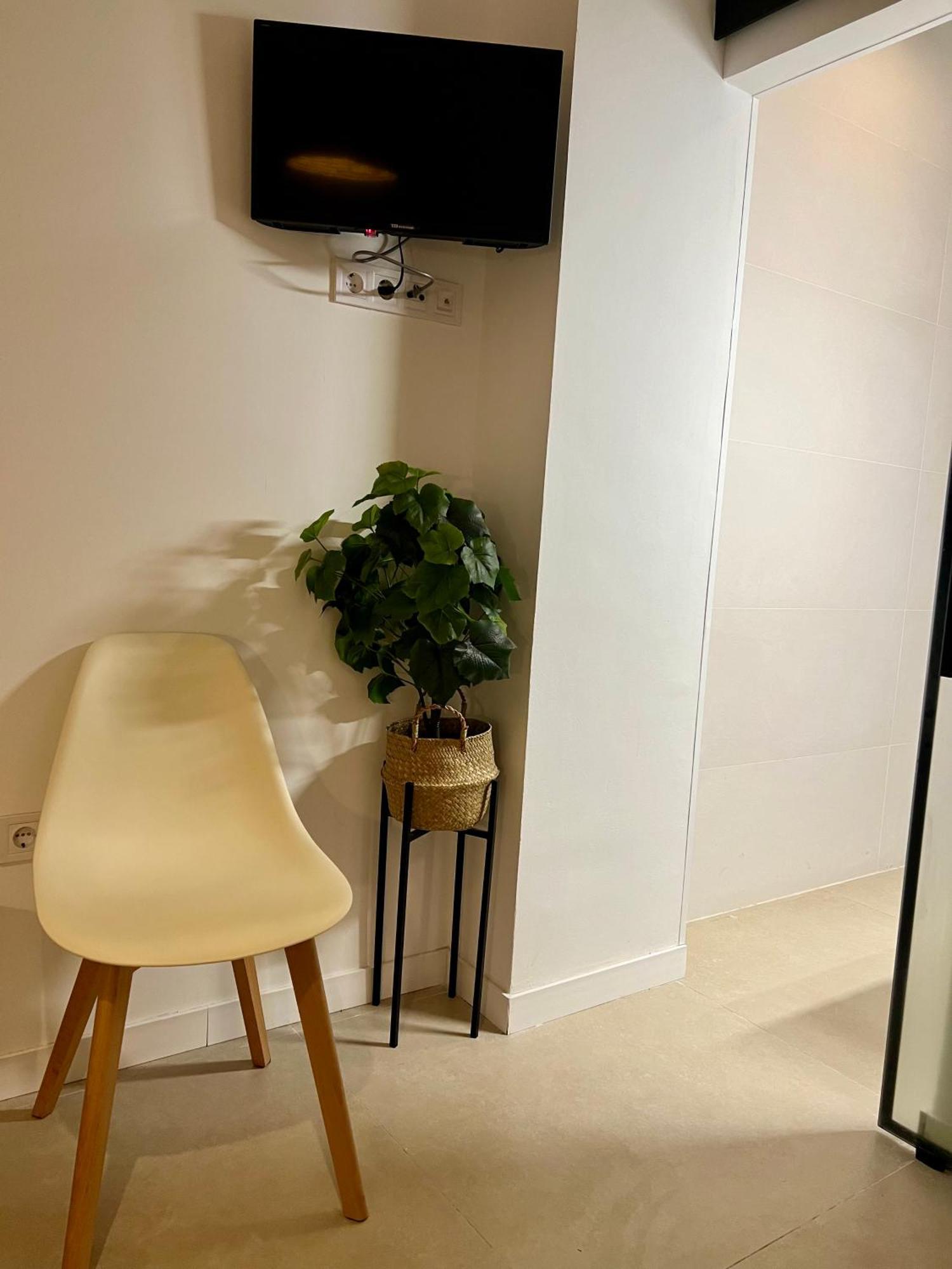Nina Mala Hotell Valencia Exteriör bild